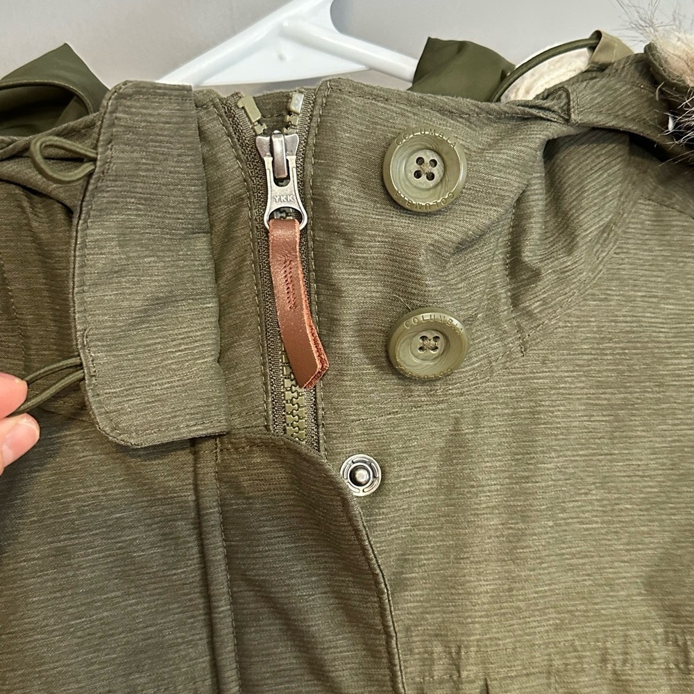 Columbia Jacket - Picture 3 of 16